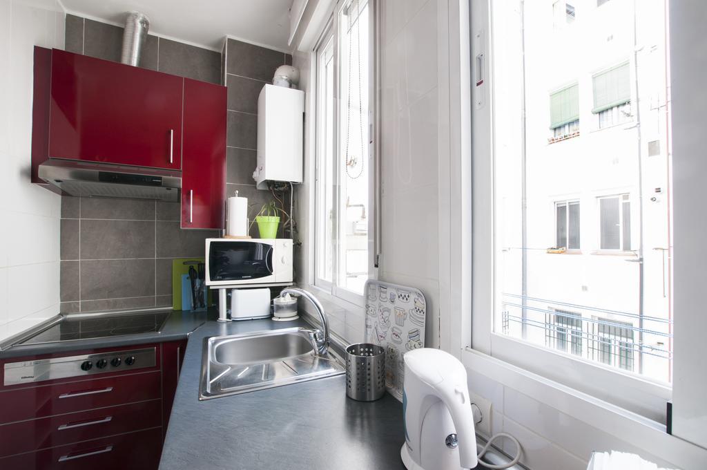 Amparo Apartment Мадрид Екстериор снимка
