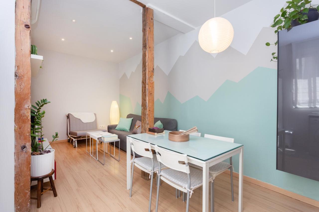 Amparo Apartment Мадрид Екстериор снимка