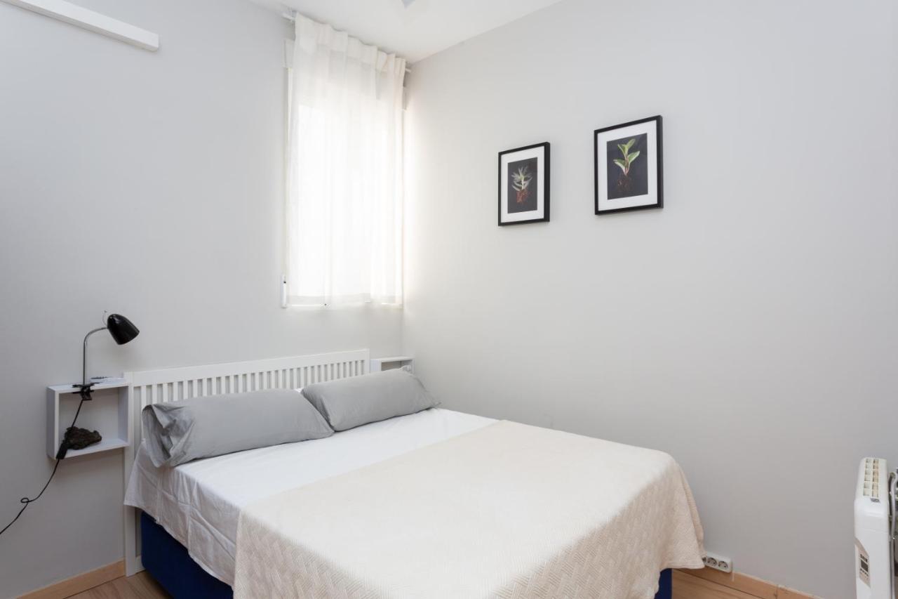 Amparo Apartment Мадрид Екстериор снимка