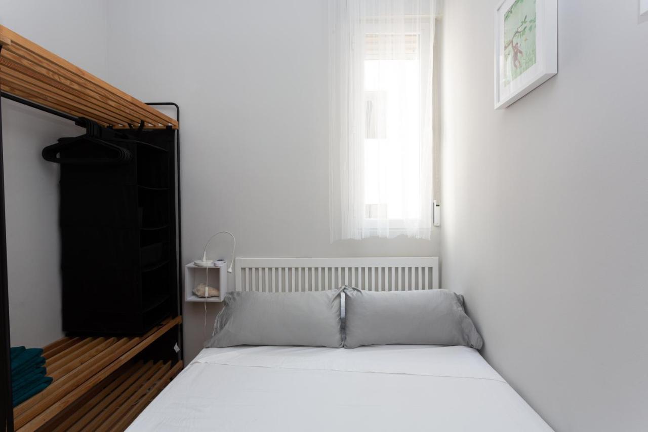 Amparo Apartment Мадрид Екстериор снимка